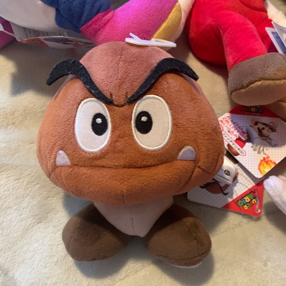 Goomba Mario all star plush NWT